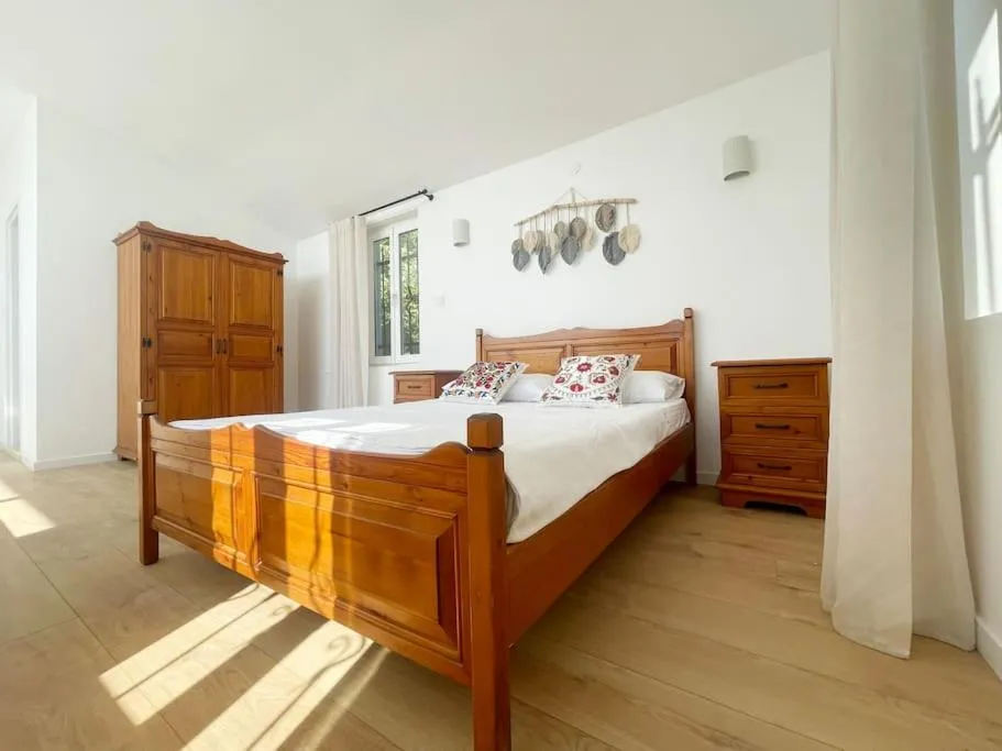 Image 4 of Private Villa 5-Bedroom with Pool and Sea View in Central Bodrum