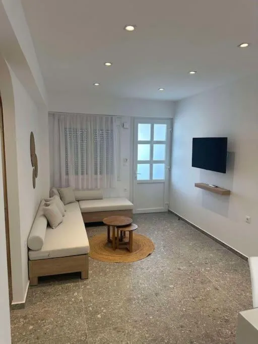 Image 3 of Sakellis Apartments 2