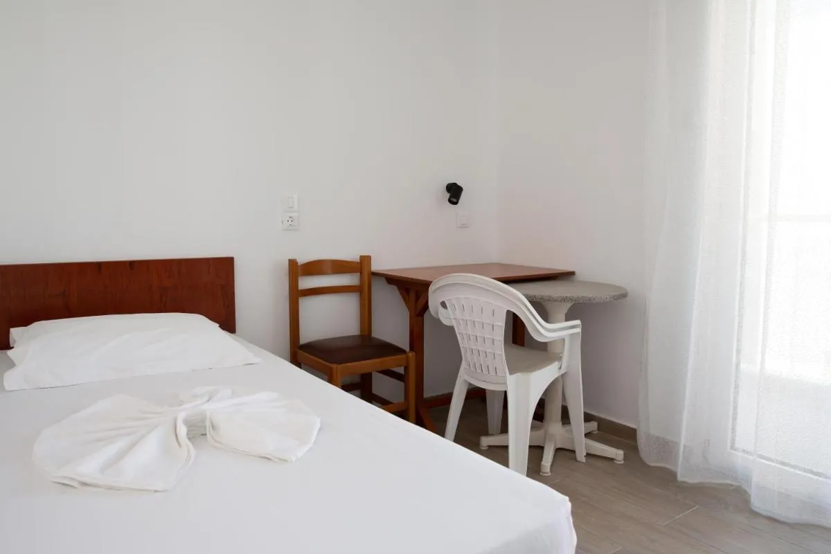 Image 4 of Sea Breeze 2 Apartments