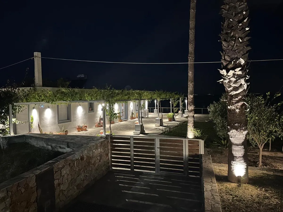 Image 2 of Seaside Private Beach Villa 3BR w 3,5 BA