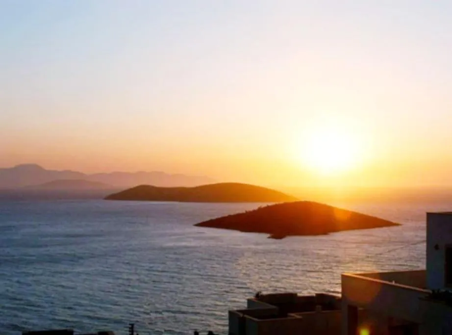 Image of Seaview (Sunset & Greek-Islands) Luxury Apartment