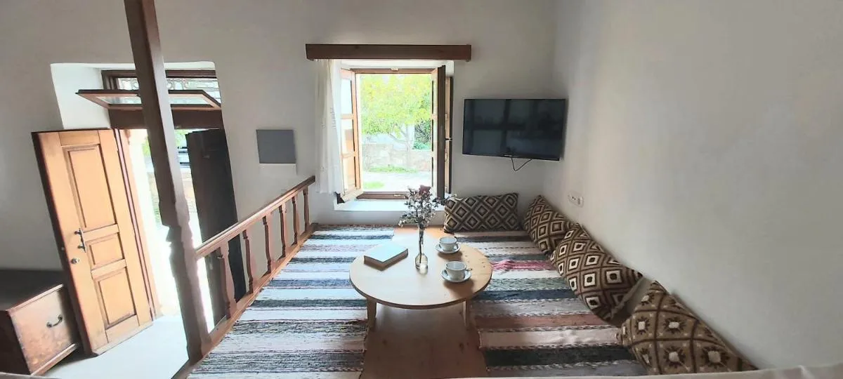 Image 6 of Small traditional house in Asfendiou Kos