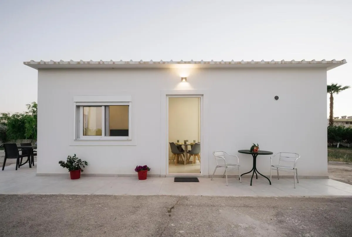 Image 2 of Stella’s Holiday House