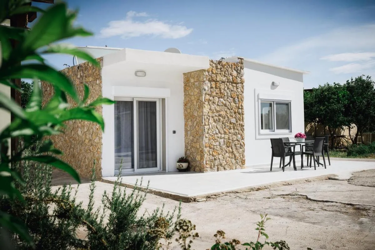 Image 3 of Stella’s Holiday House