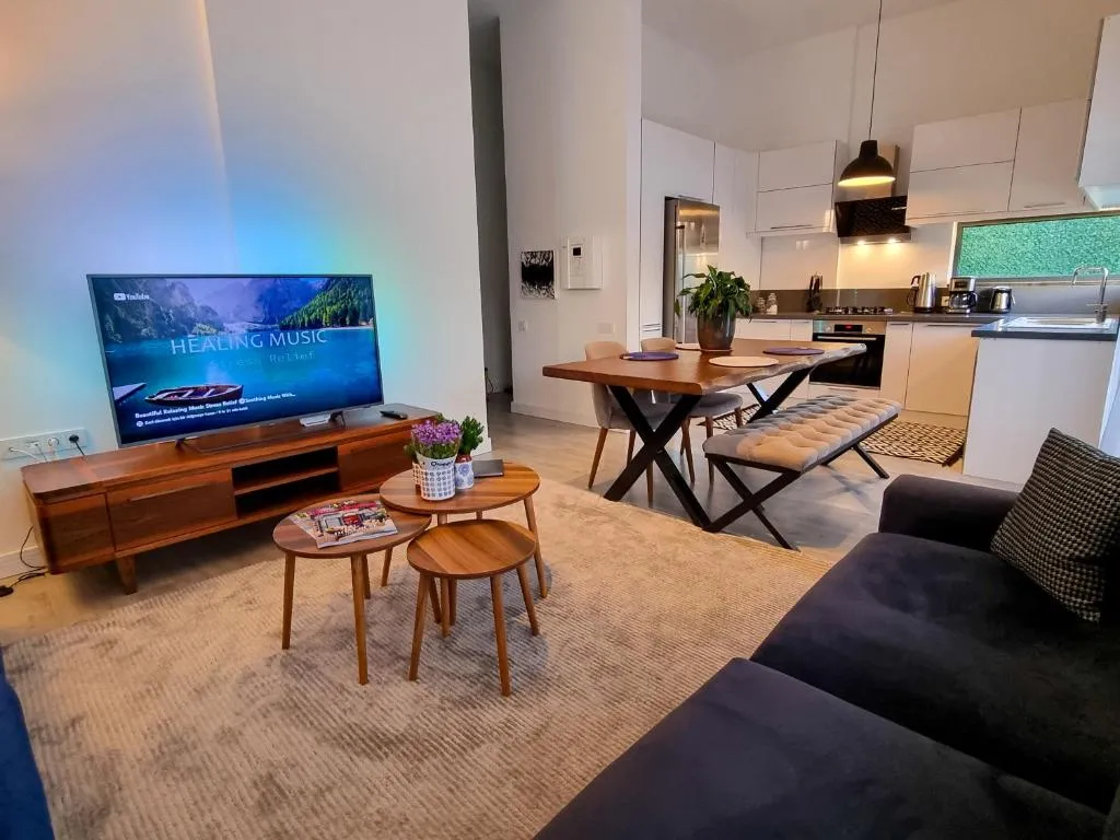 Image of Suelo Flat Villa for Family