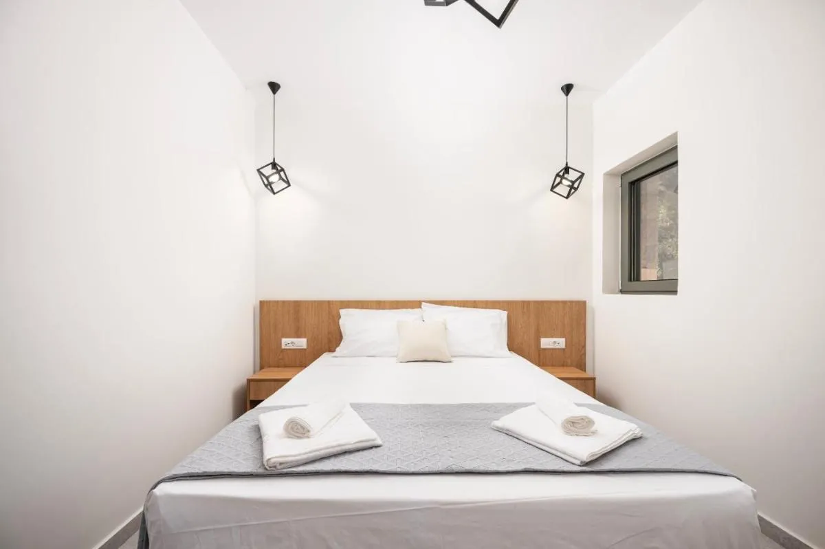 Image 1 of Sunny Rock Apartments