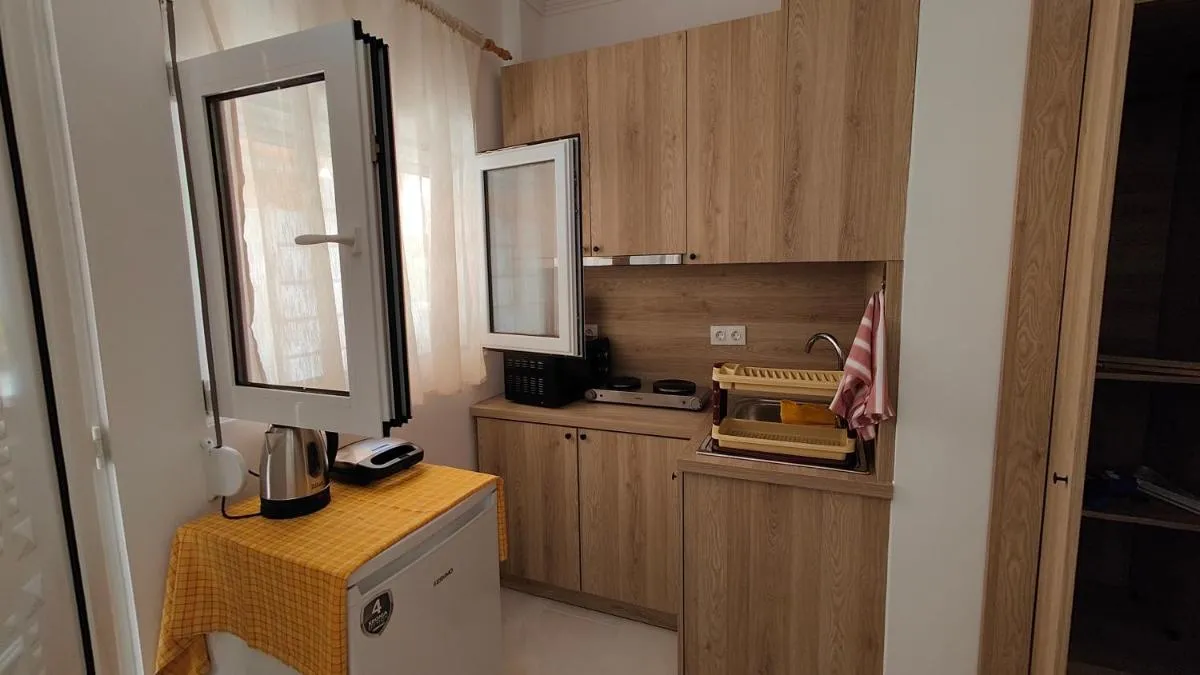 Image 2 of THE Apartment