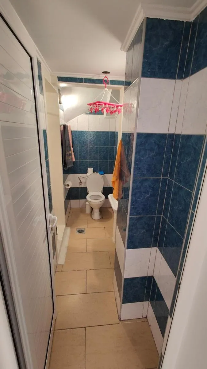 Image 6 of THE Apartment