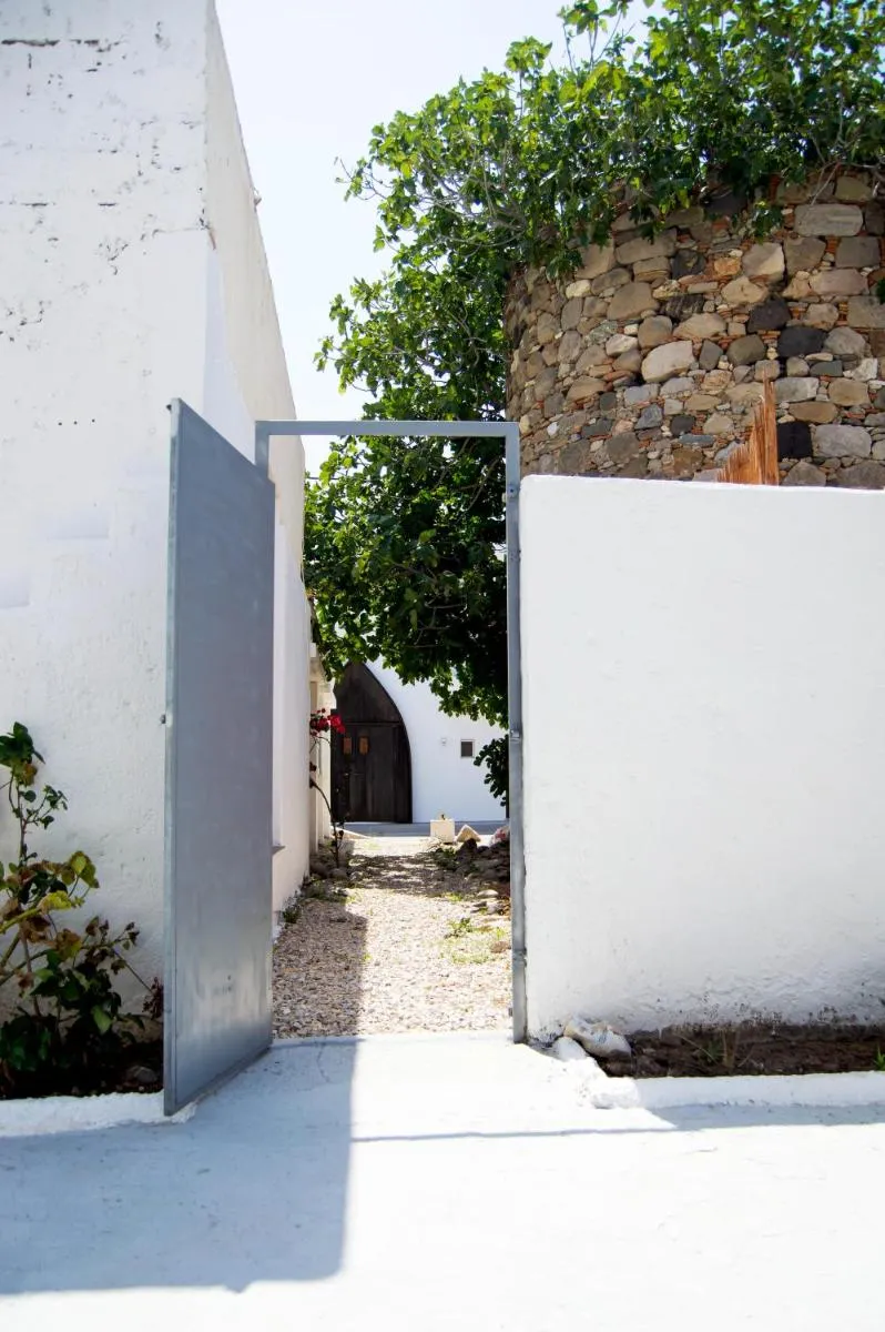 Image 6 of The Three Sisters House