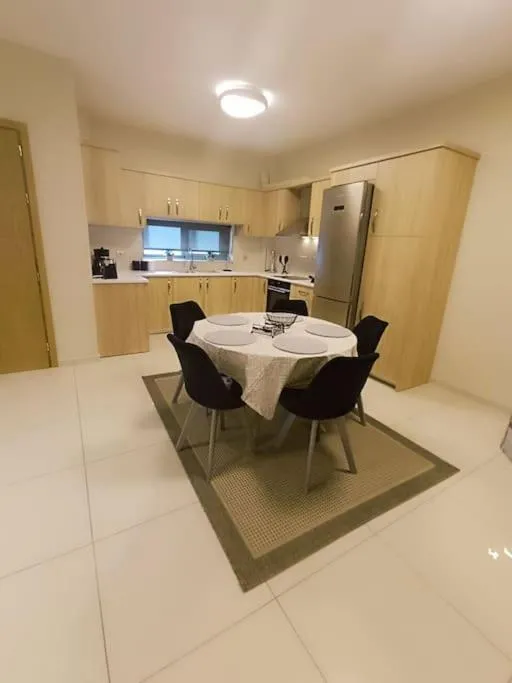 Image 3 of The Twins Apartment 2
