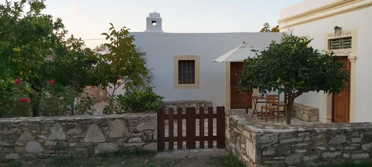 Image 1 of Traditional house in Asfendiou