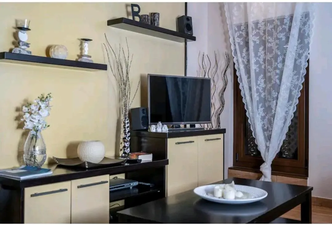 Image 6 of Unique home