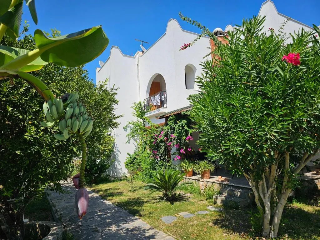 Image of Villa Abay Derbent with a pool near Marina and the beach