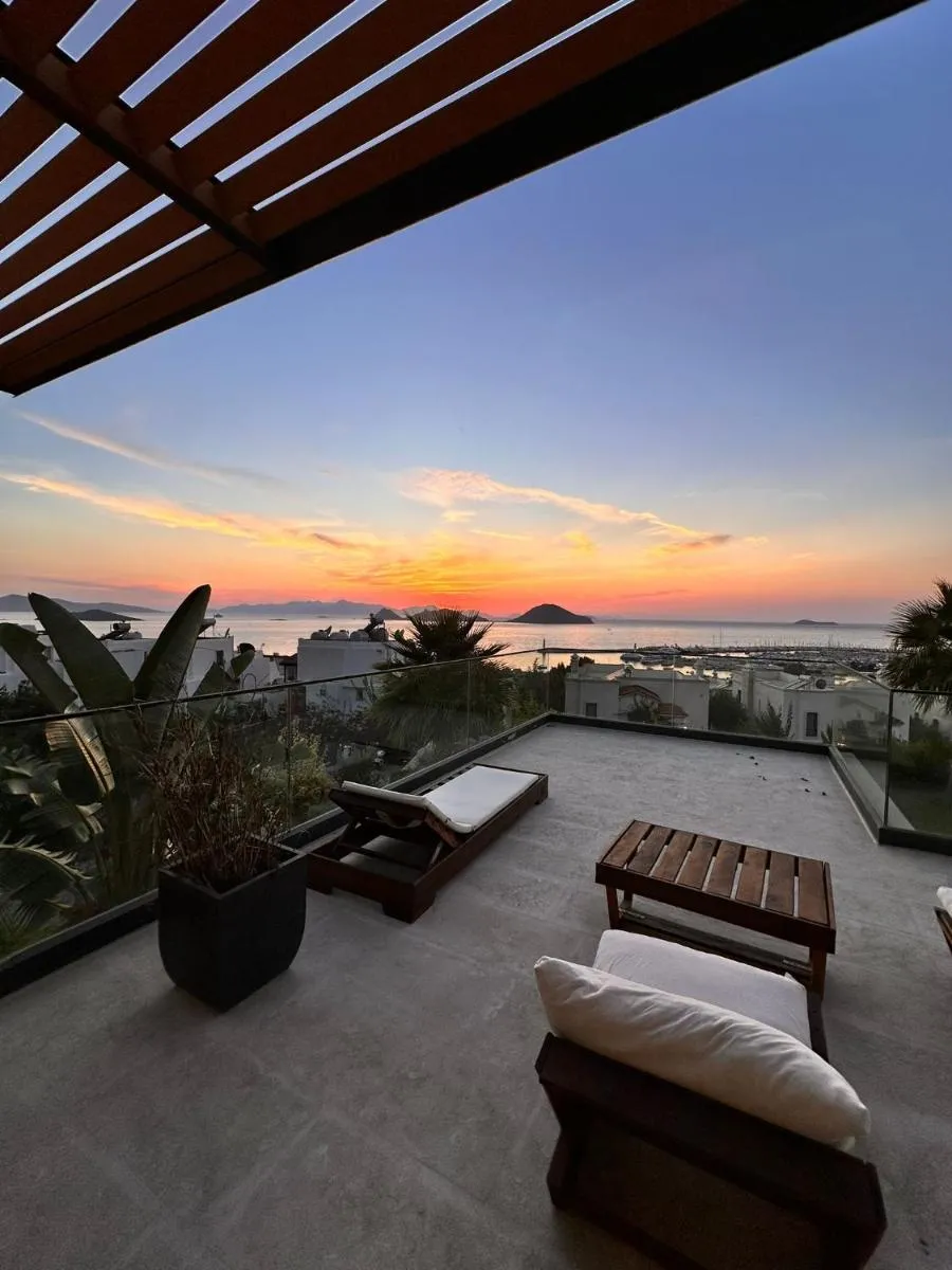 Image 3 of Vistaport A – Luxury Villa