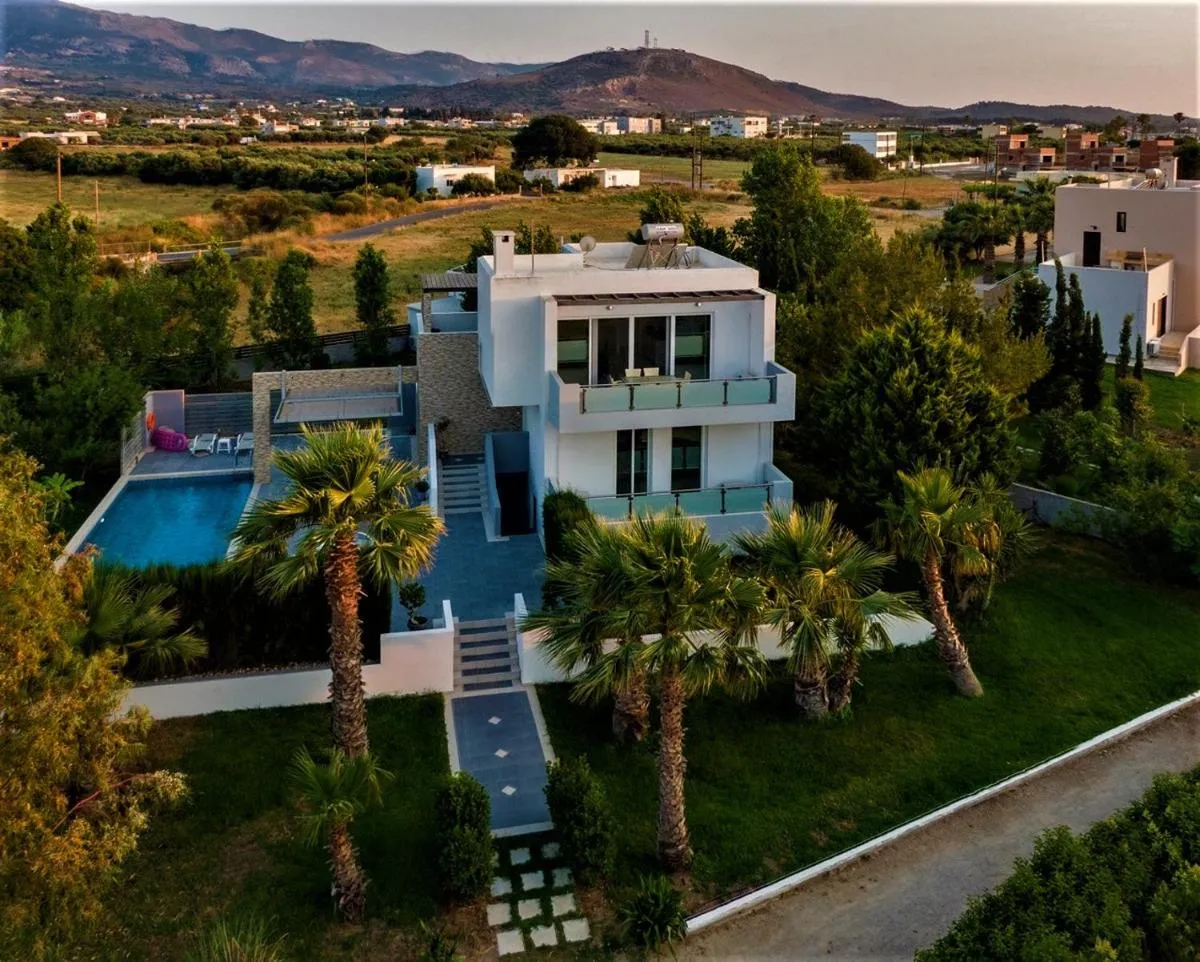 Image 2 of Xenos Villa 1