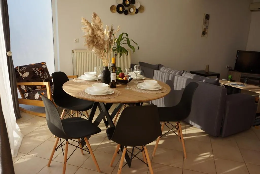 Image of Yapyli Home